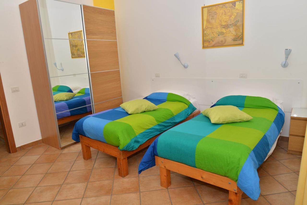 Bed and Breakfast Casa Lungomare Salerno Exterior foto