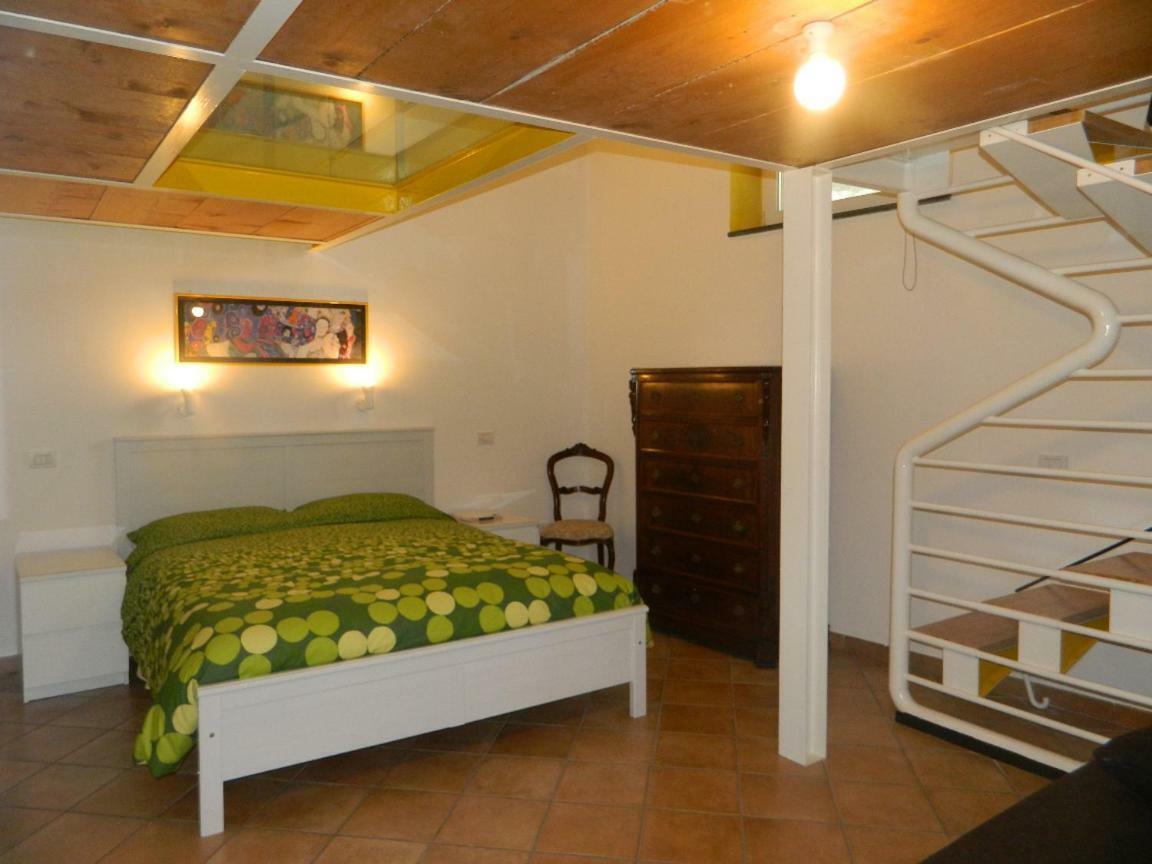 Bed and Breakfast Casa Lungomare Salerno Exterior foto